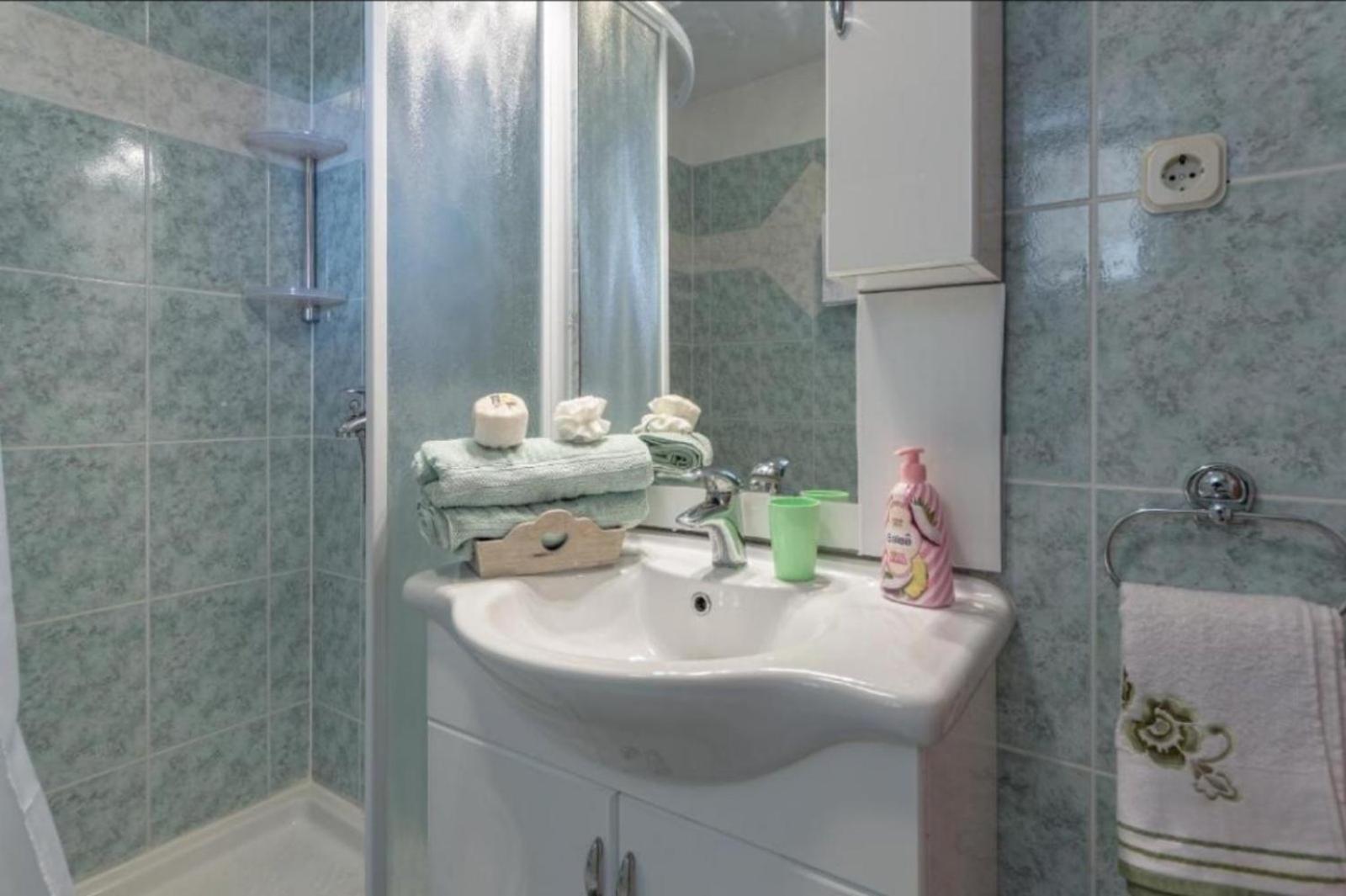 Apartmani Mara Ližnjan Exteriér fotografie